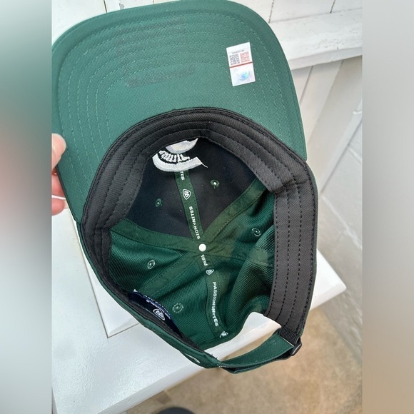 Like New Michigan State Spartans Green White Logo Embroidered Velcro - Picture 8 of 10